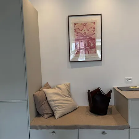 Good Location - Private Rooftop Apartman *
