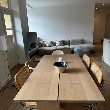 Good Location - Private Rooftop