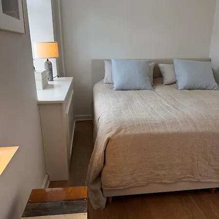 Good Location - Private Rooftop